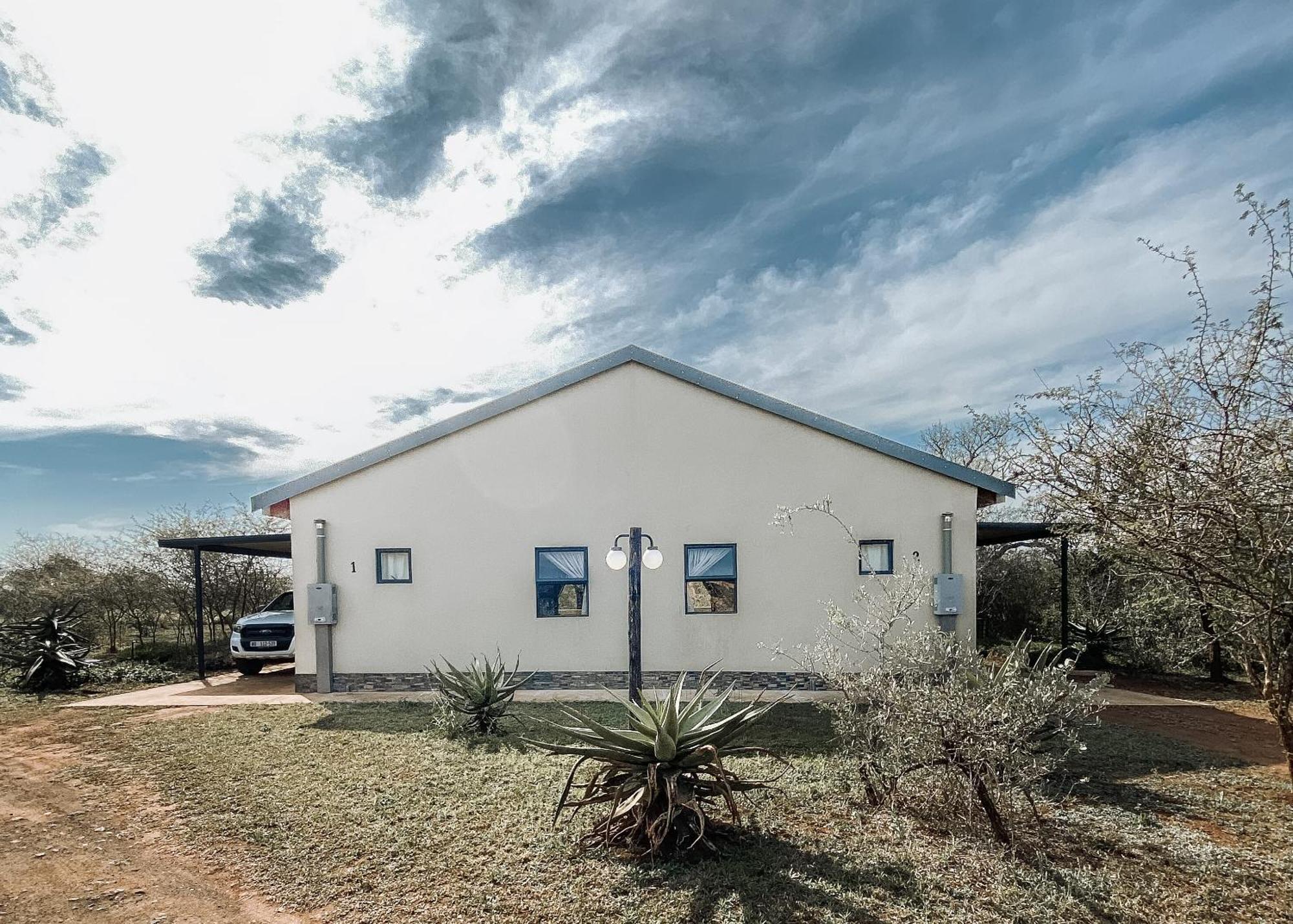 Umkhaya Lodge Mkuze Exterior photo